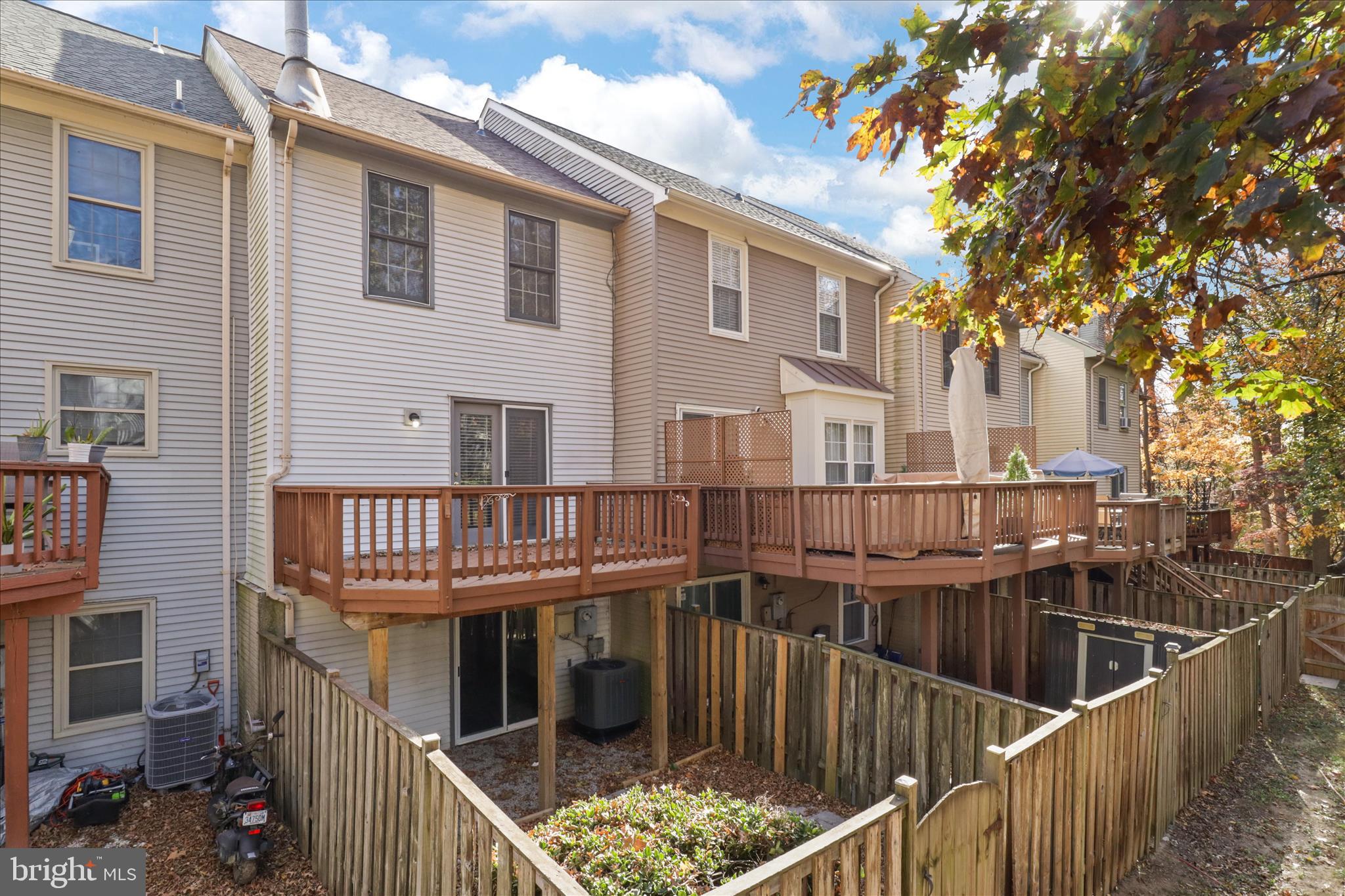 8488 CANYON OAK DRIVE