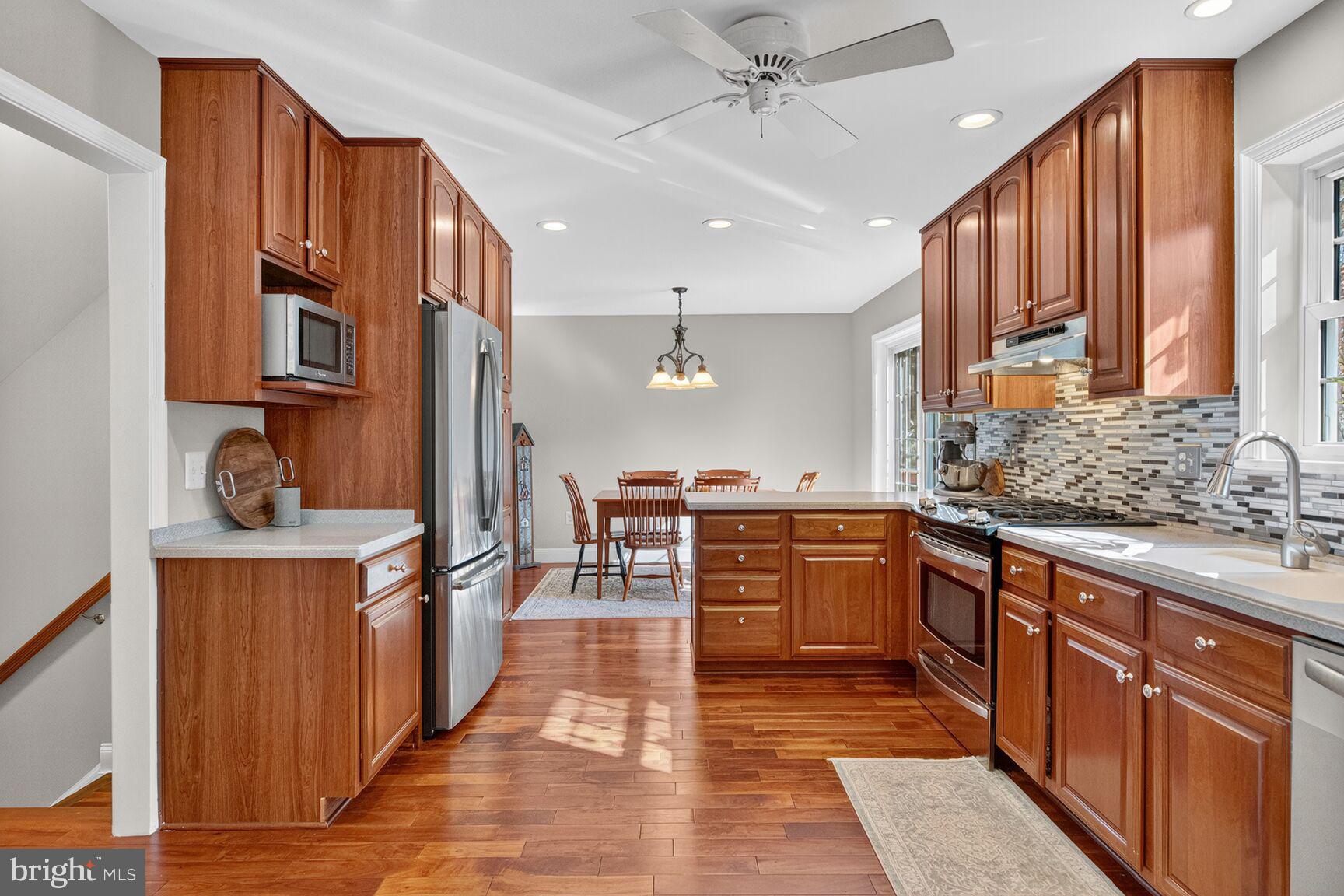 4521 WAVERLY CROSSING LANE