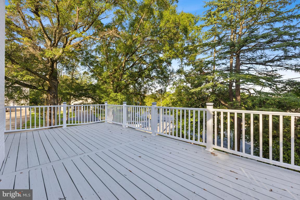 1901 BELLE HAVEN ROAD