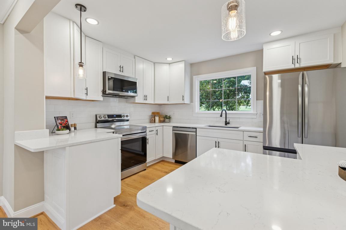 1901 BELLE HAVEN ROAD