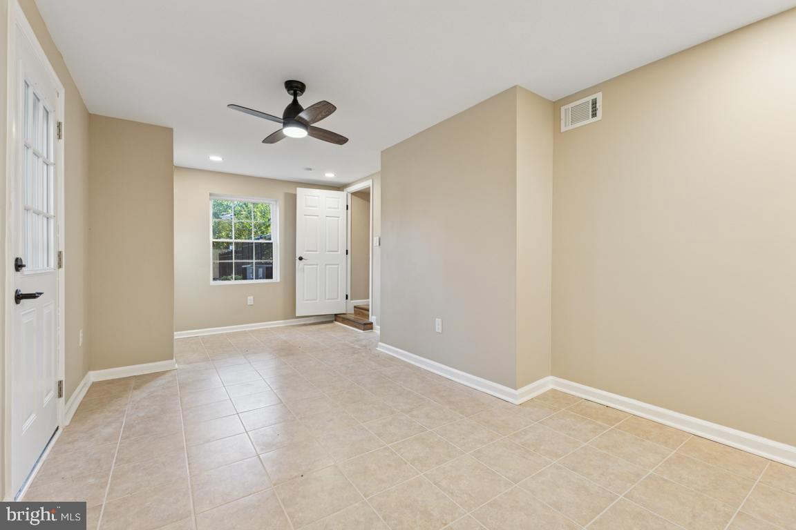 1901 BELLE HAVEN ROAD