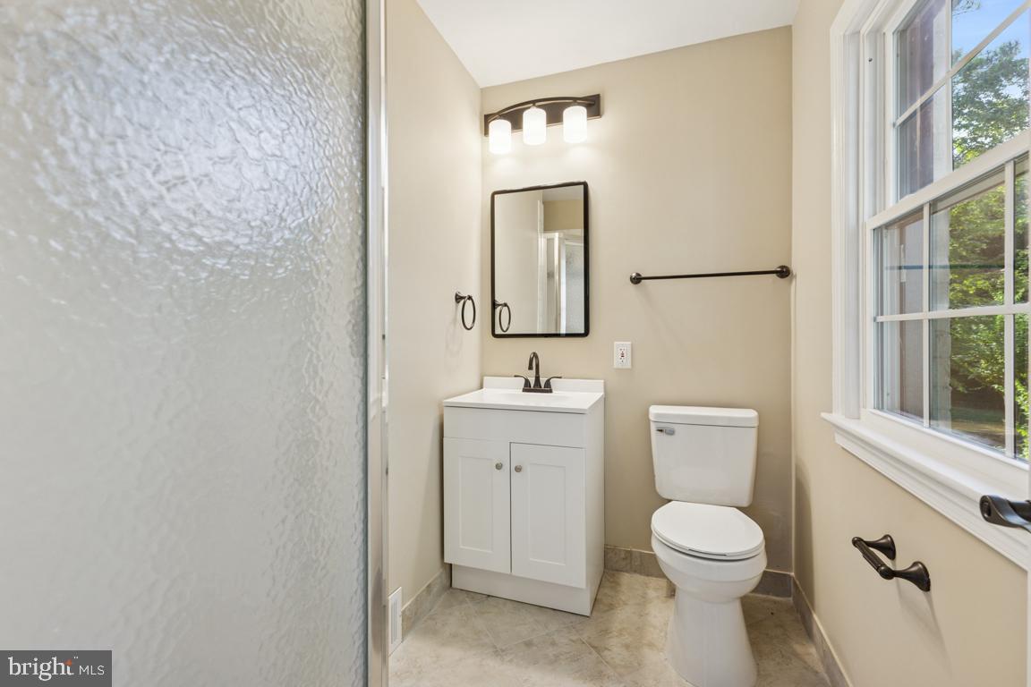 1901 BELLE HAVEN ROAD