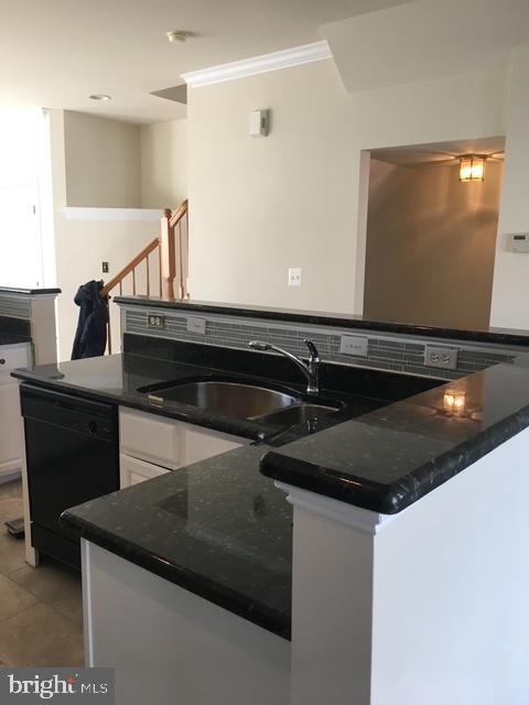 5526 SACRAMENTO MEWS PLACE