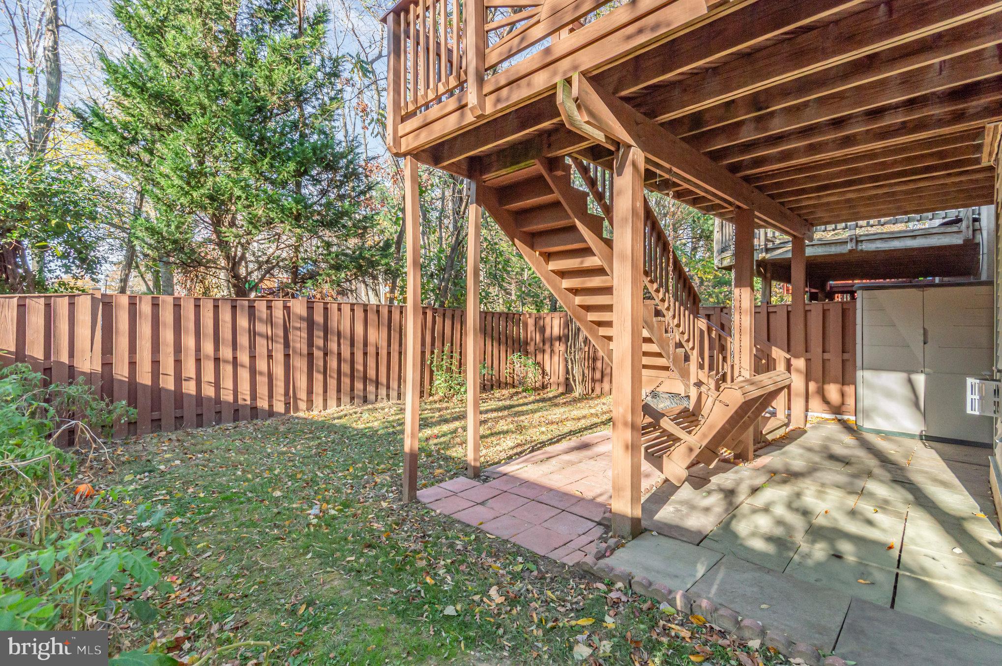 7039 KINGS MANOR DRIVE