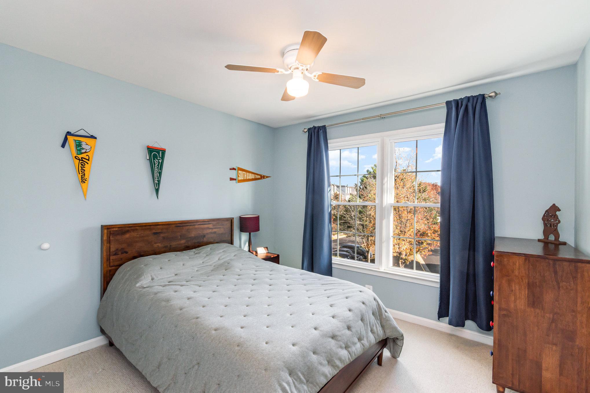 7039 KINGS MANOR DRIVE