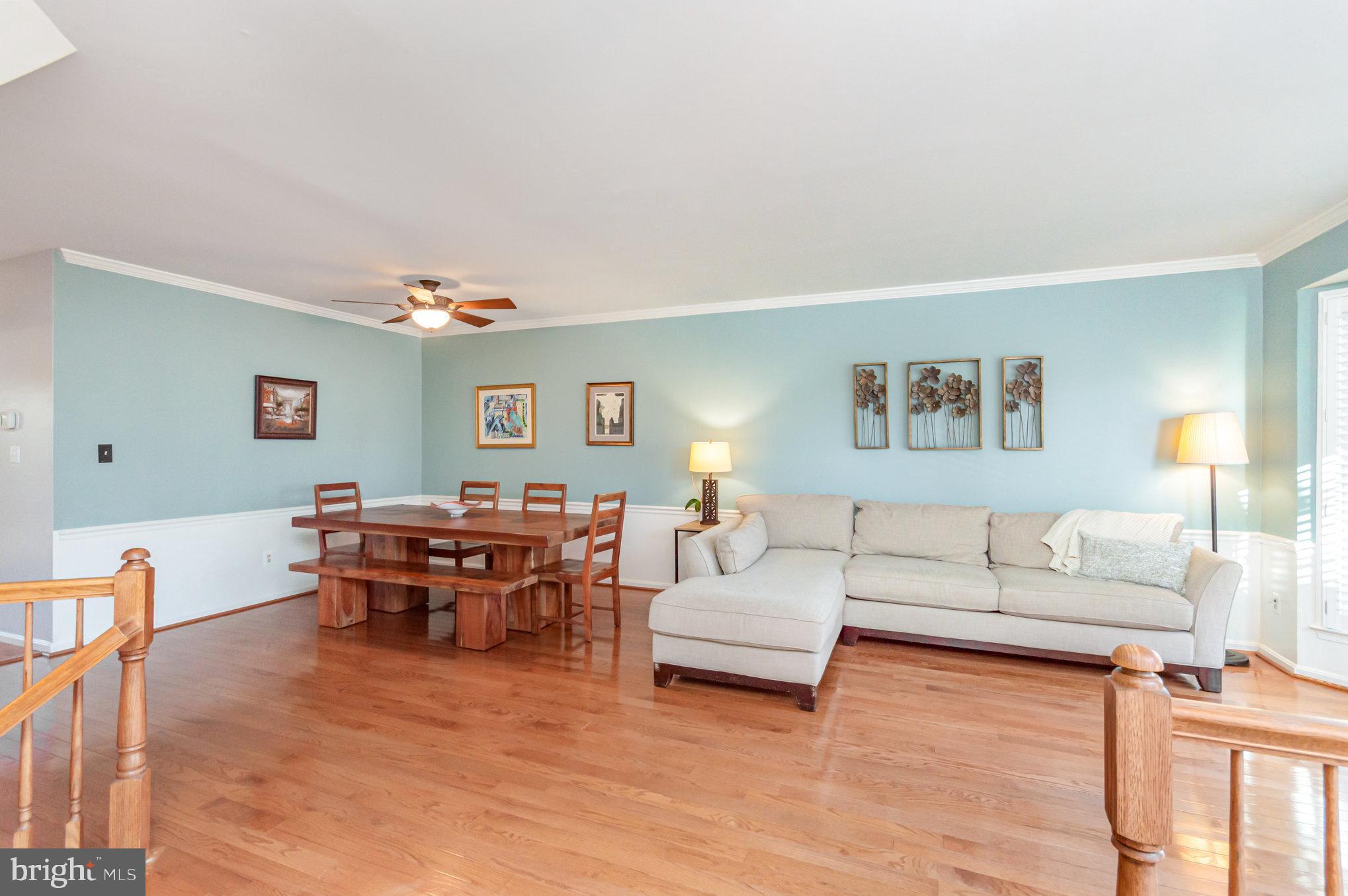 7039 KINGS MANOR DRIVE