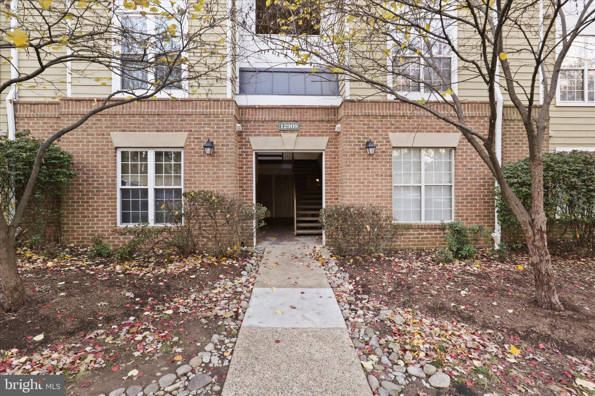 12909 ALTON SQUARE 201