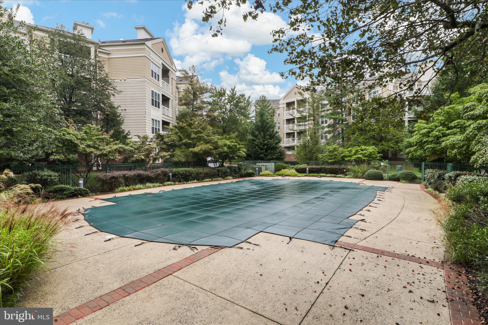 12909 ALTON SQUARE 201