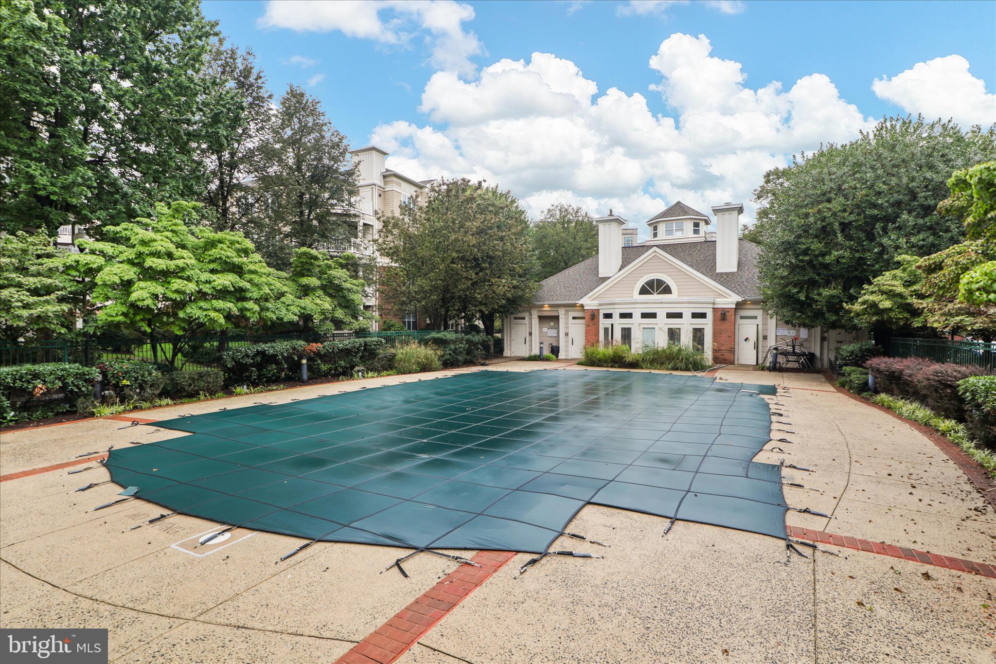 12909 ALTON SQUARE 201