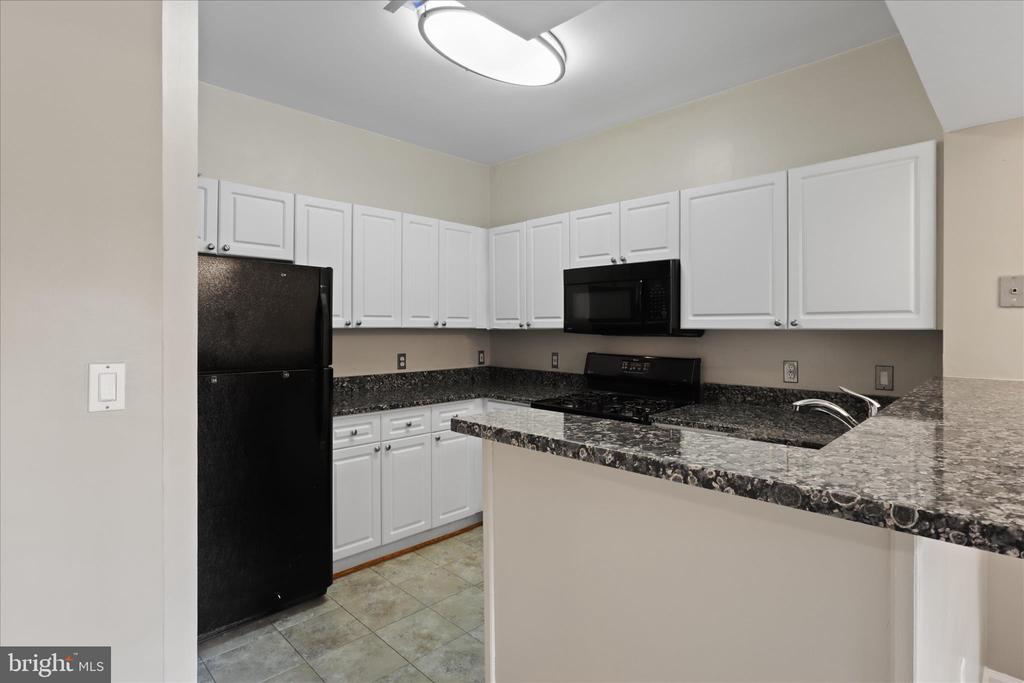 12909 ALTON SQUARE 201