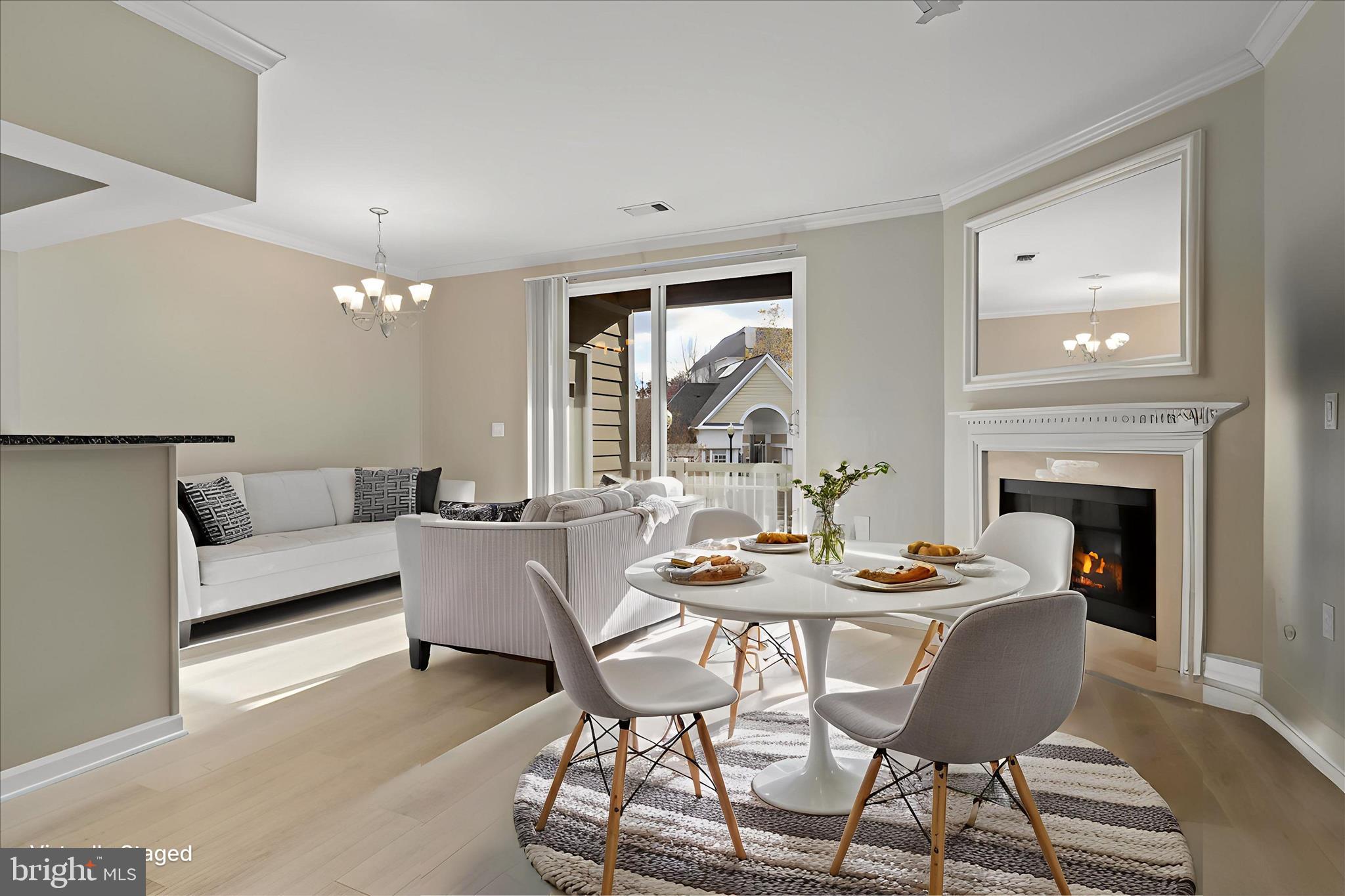 12909 ALTON SQUARE 201