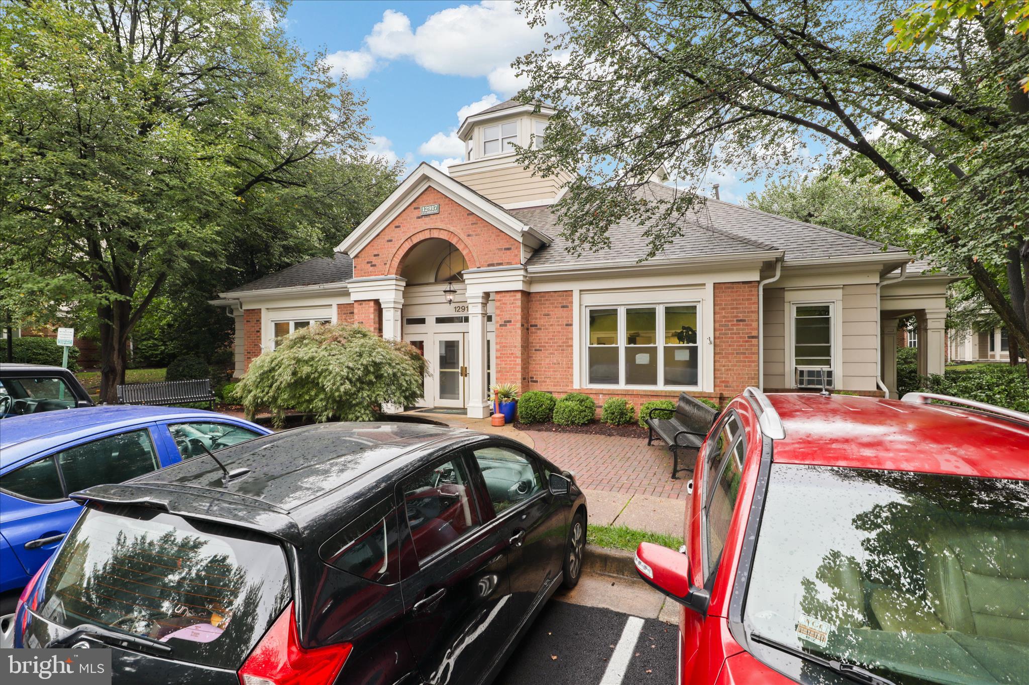 12909 ALTON SQUARE 201