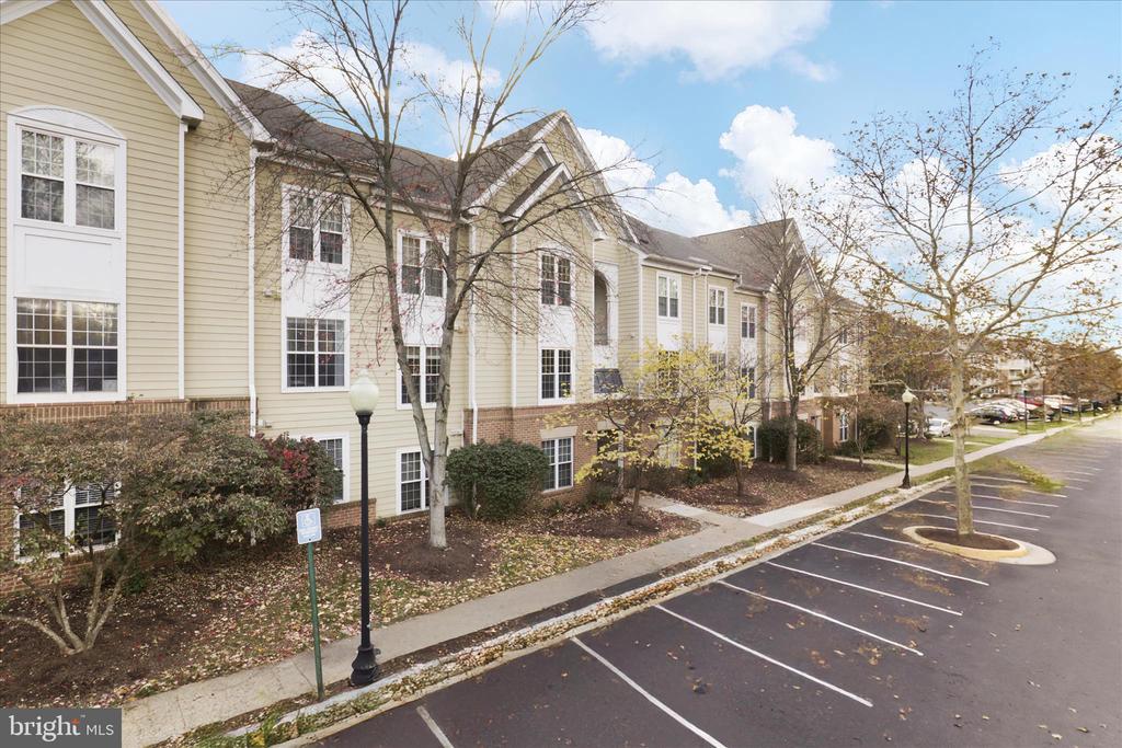 12909 ALTON SQUARE 201