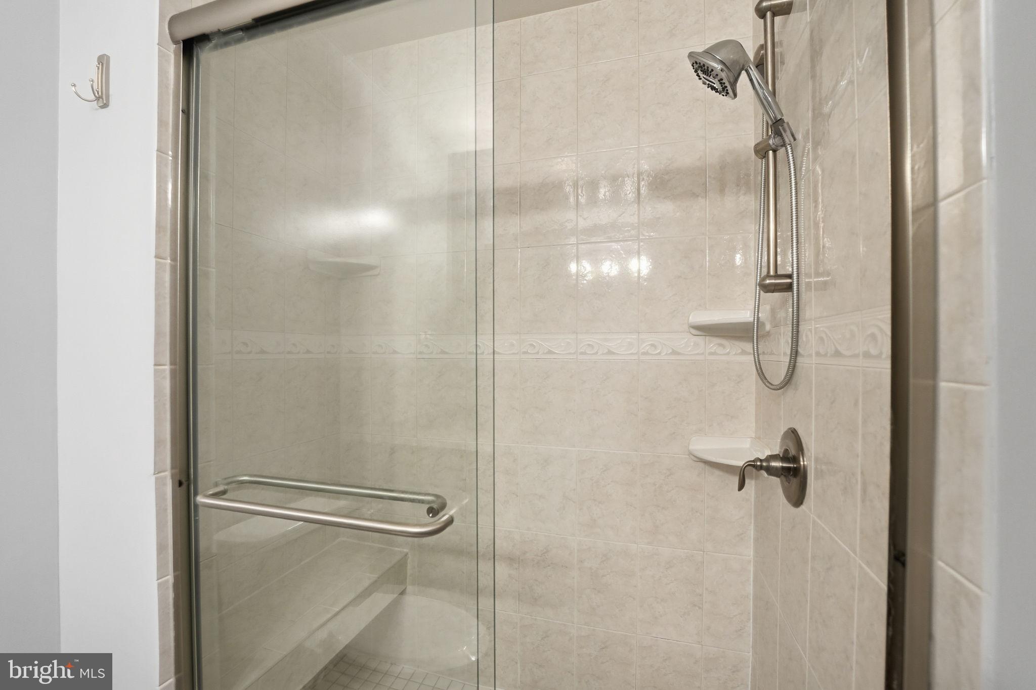 9236 NORTHEDGE DRIVE