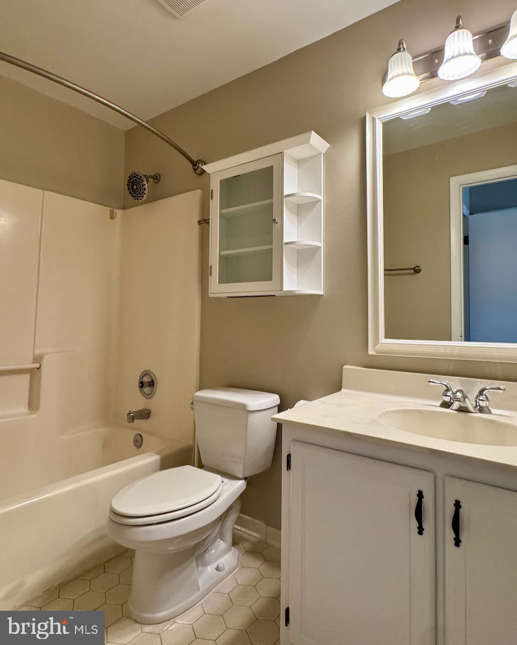 3885 STEPPES COURT 3885A