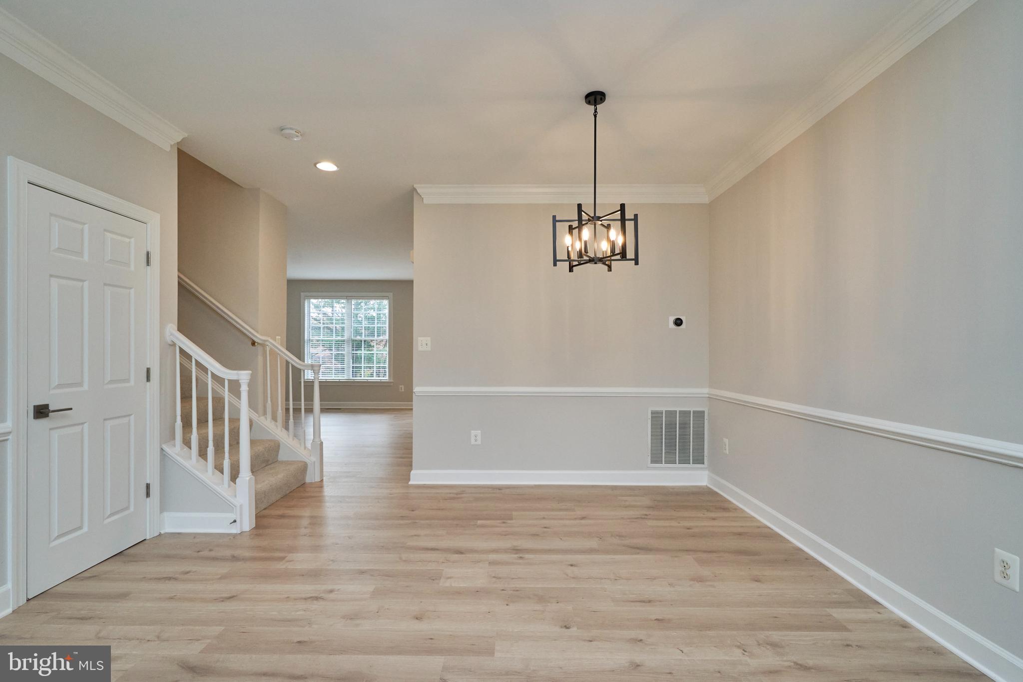 121 HERNDON MILL CIRCLE