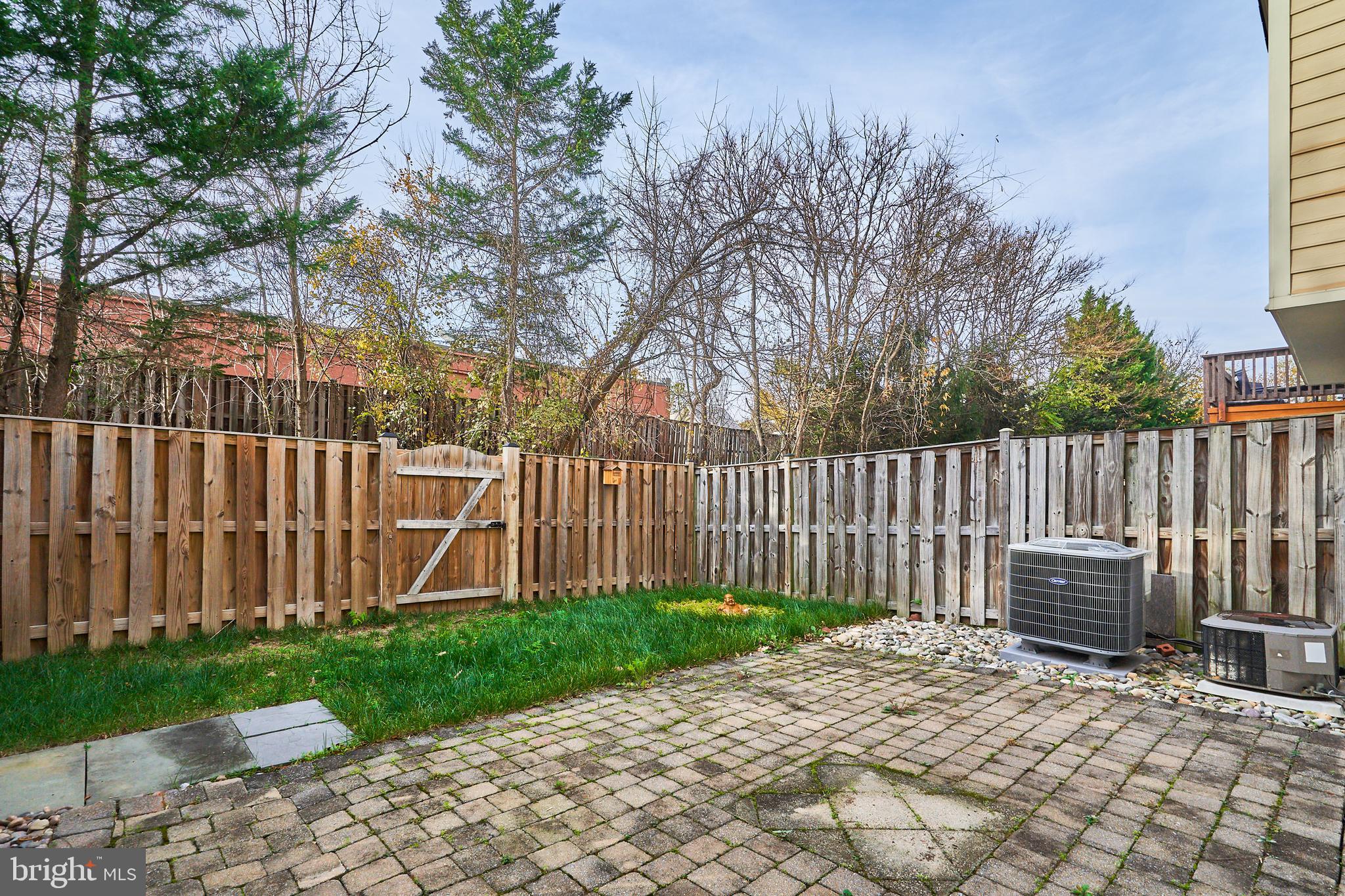 121 HERNDON MILL CIRCLE