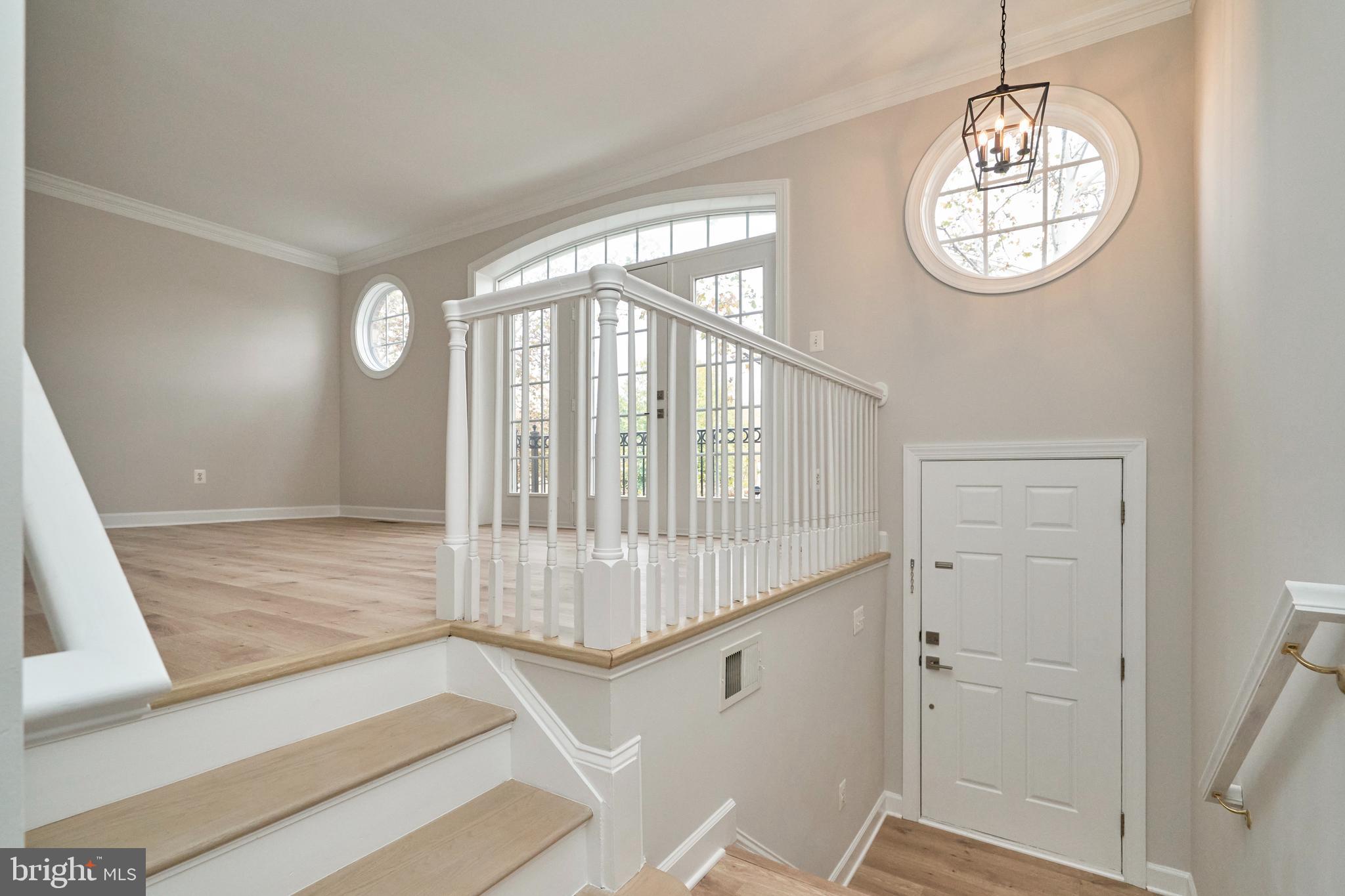 121 HERNDON MILL CIRCLE