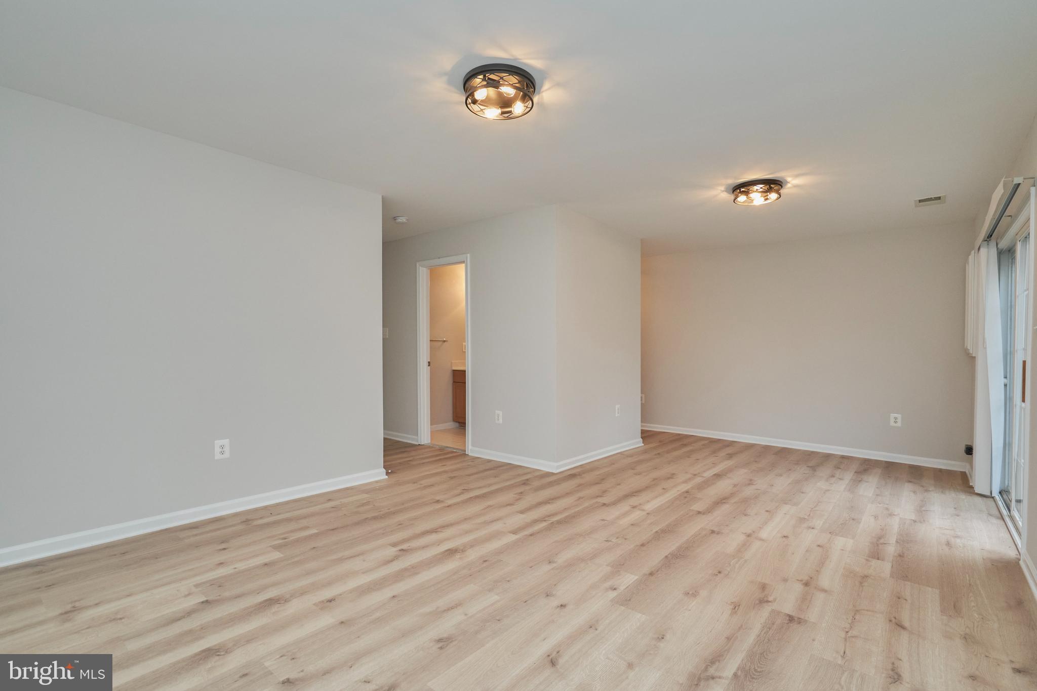 121 HERNDON MILL CIRCLE