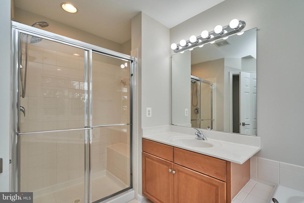 121 HERNDON MILL CIRCLE