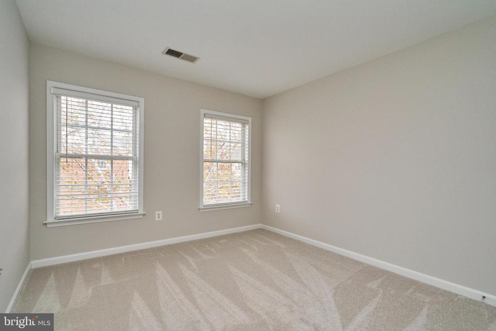 121 HERNDON MILL CIRCLE