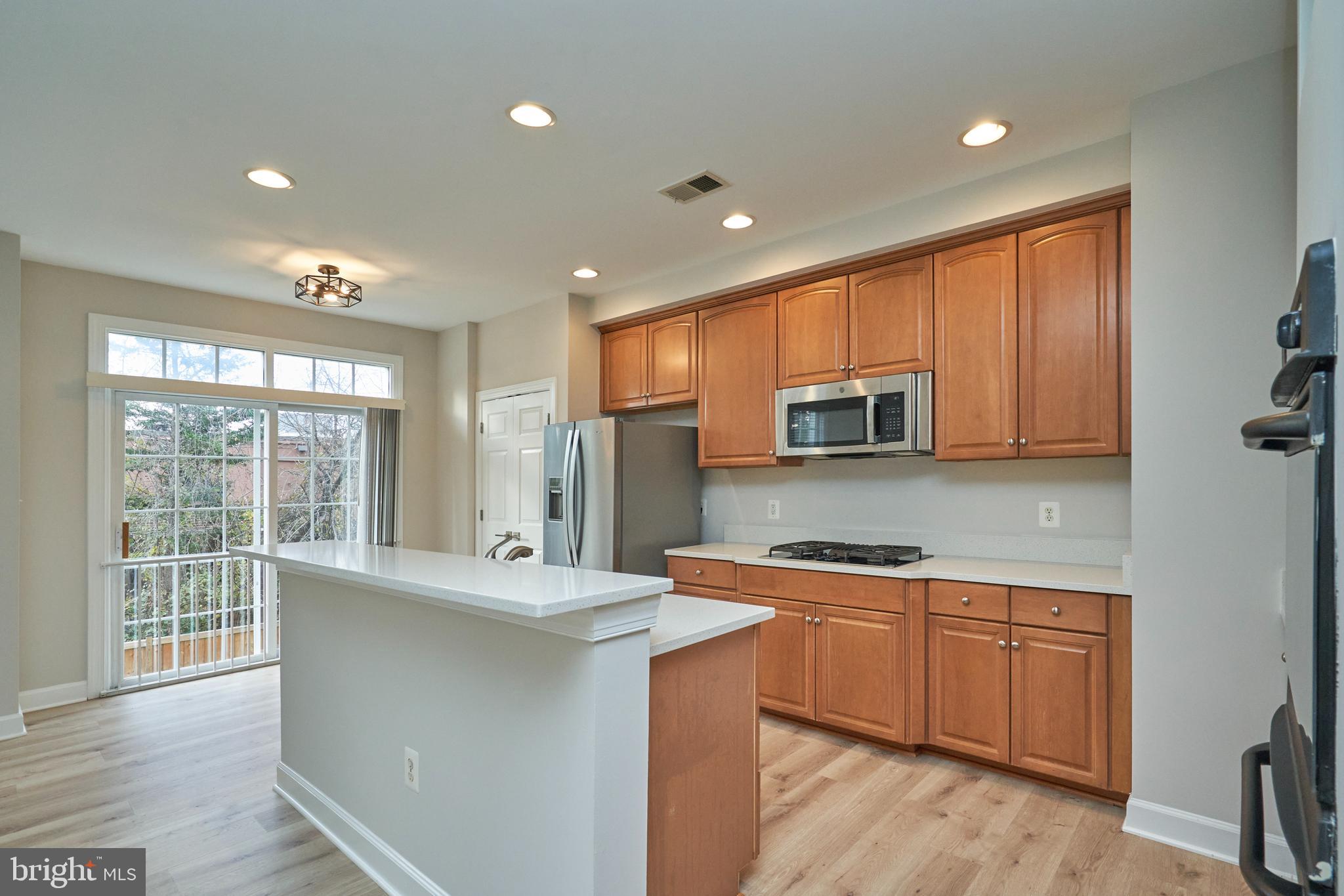 121 HERNDON MILL CIRCLE