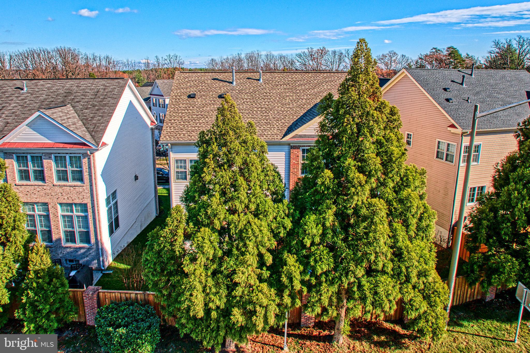 7204 LYNDAM HILL CIRCLE