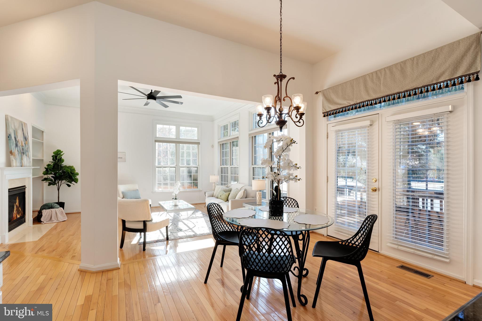 7204 LYNDAM HILL CIRCLE