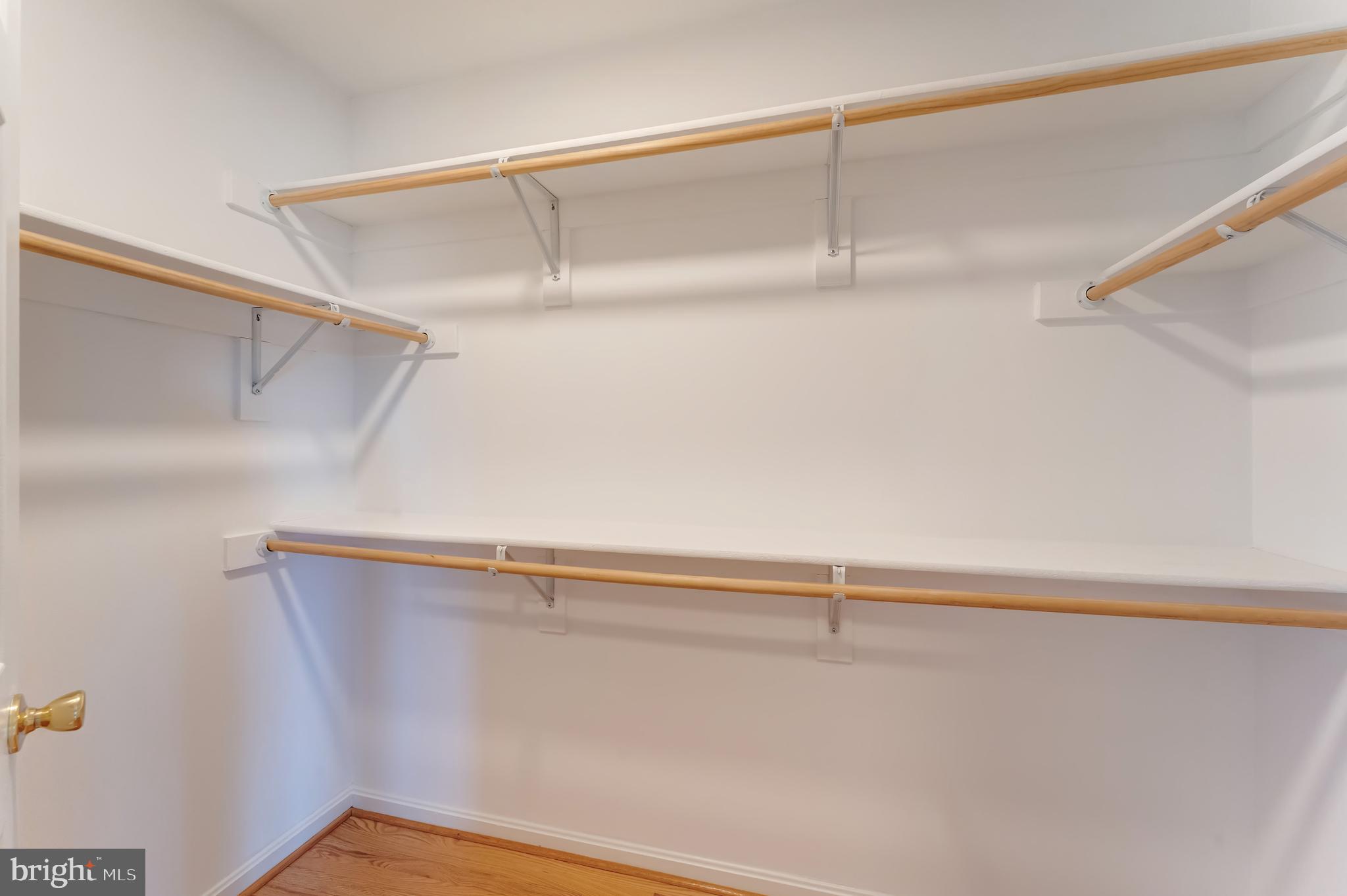 7204 LYNDAM HILL CIRCLE