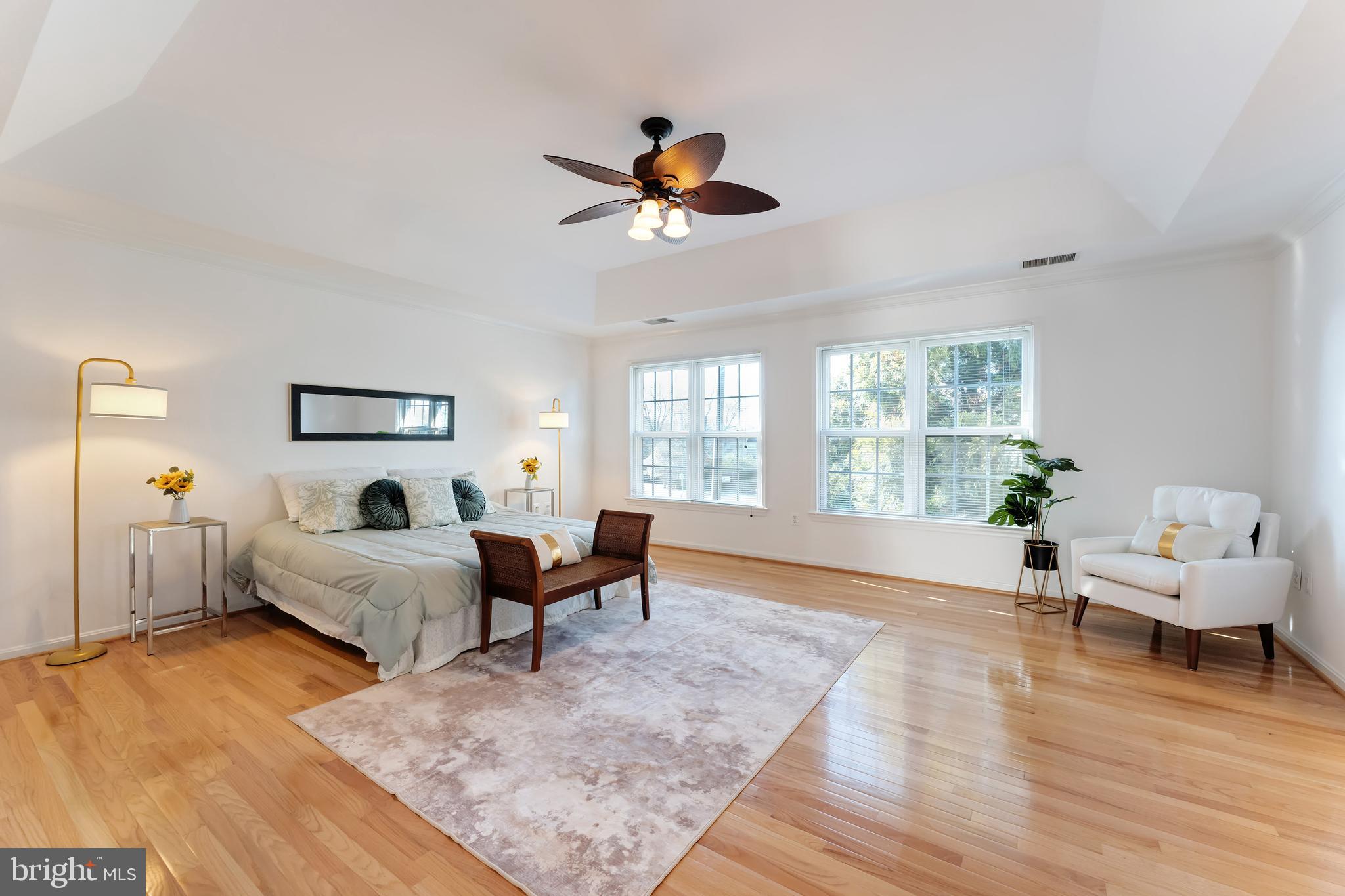 7204 LYNDAM HILL CIRCLE