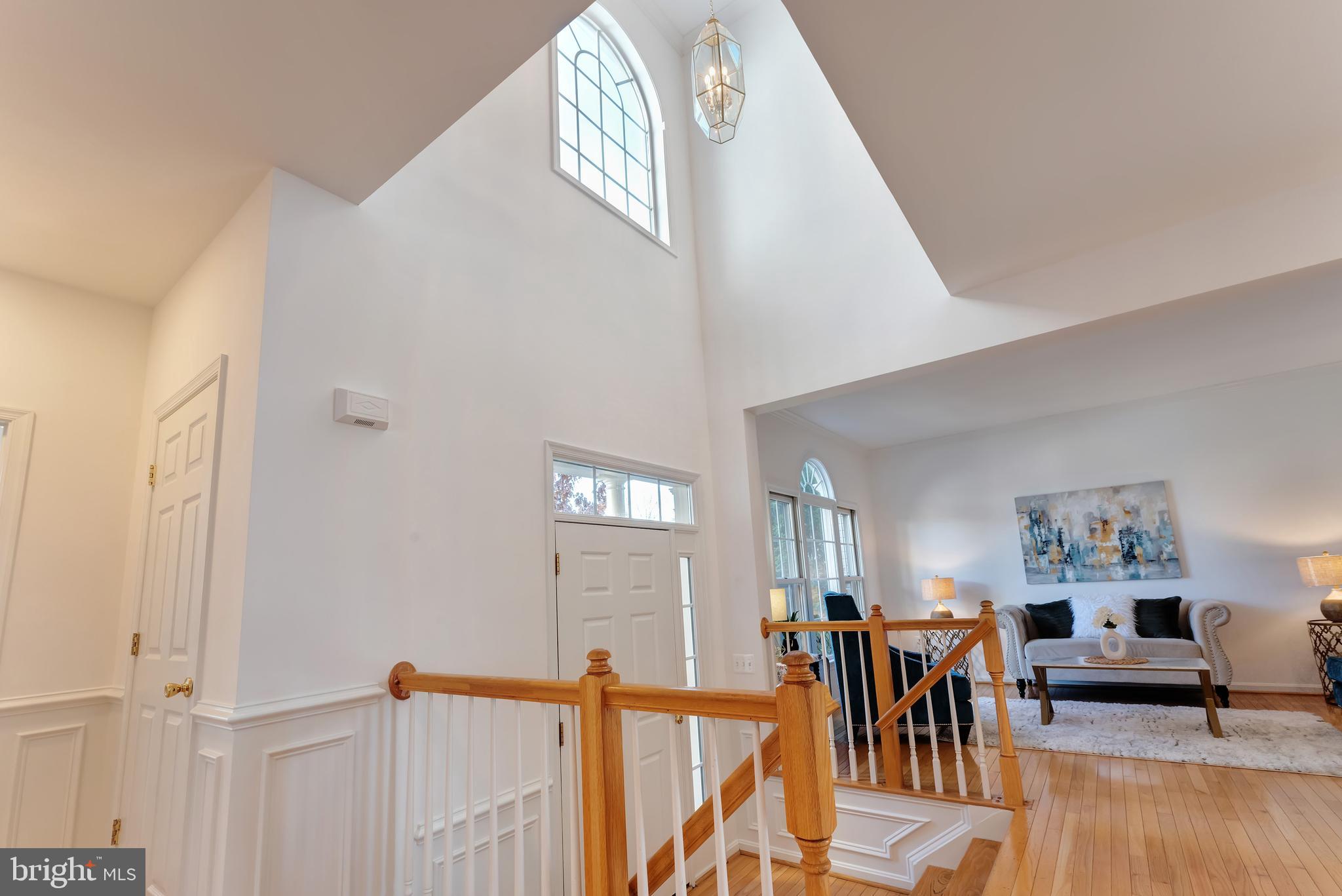 7204 LYNDAM HILL CIRCLE