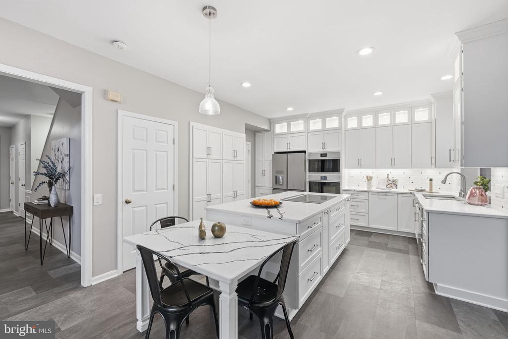 12402 BROWN FOX WAY