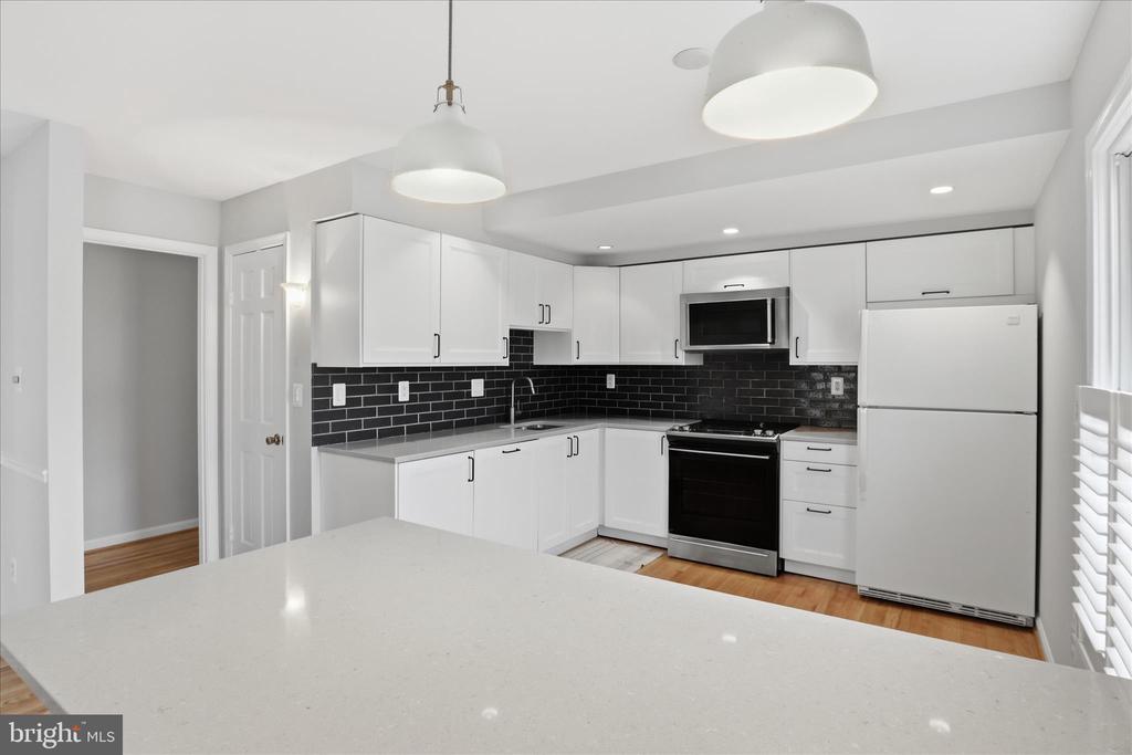 9311 CLANBROOK COURT