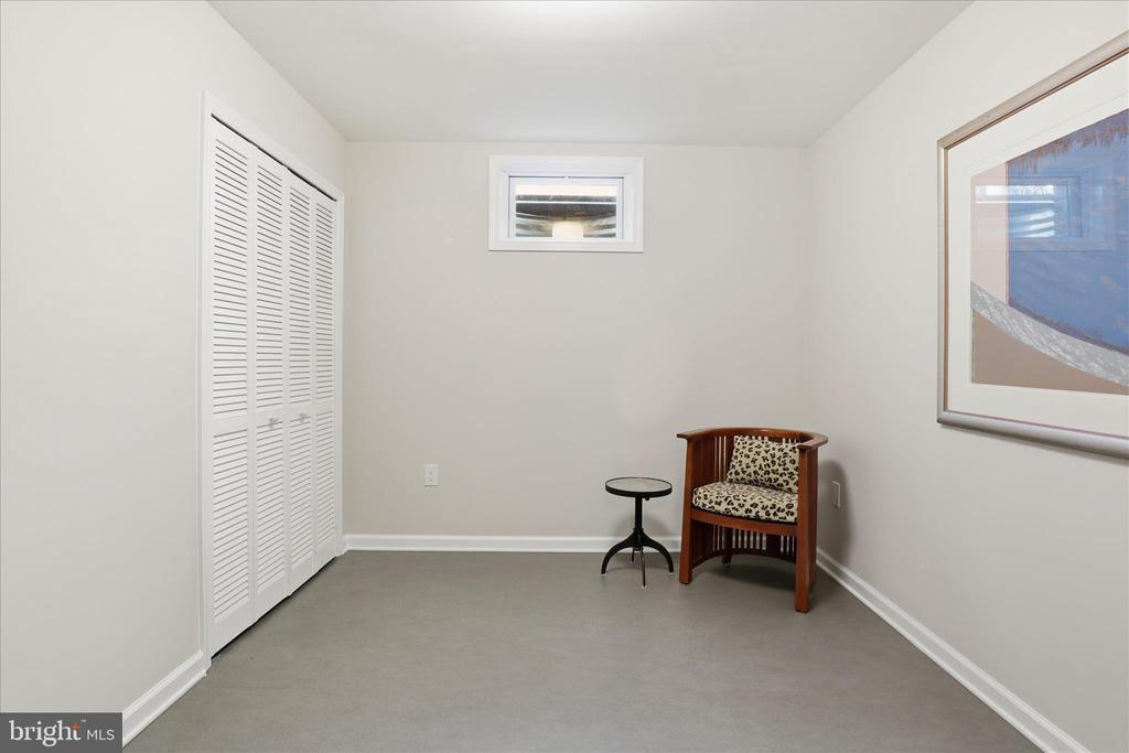 9311 CLANBROOK COURT