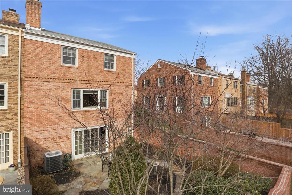 9311 CLANBROOK COURT