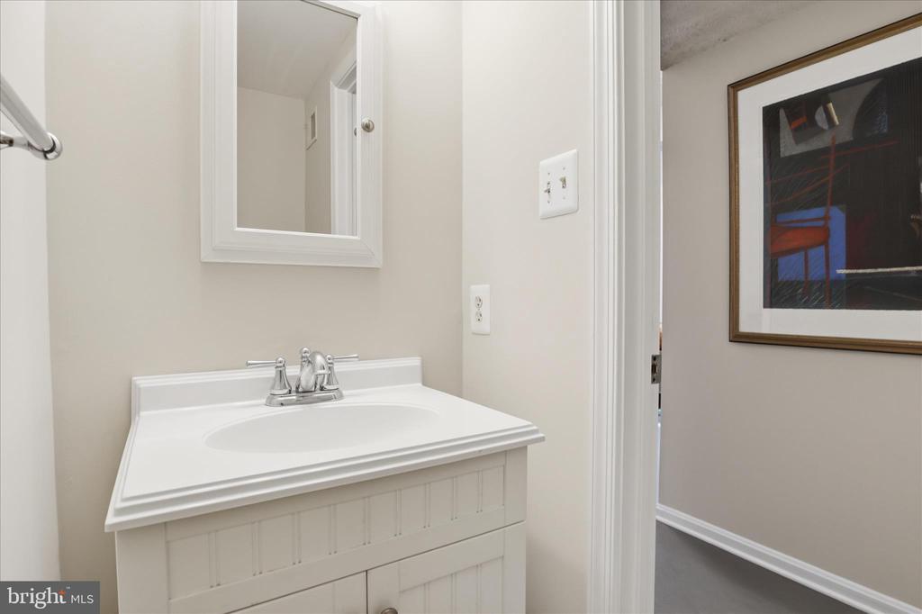 9311 CLANBROOK COURT