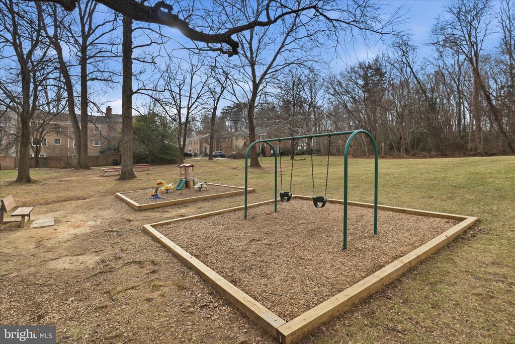 9311 CLANBROOK COURT