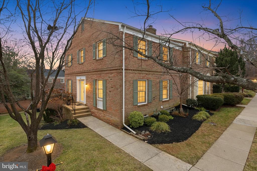 9311 CLANBROOK COURT