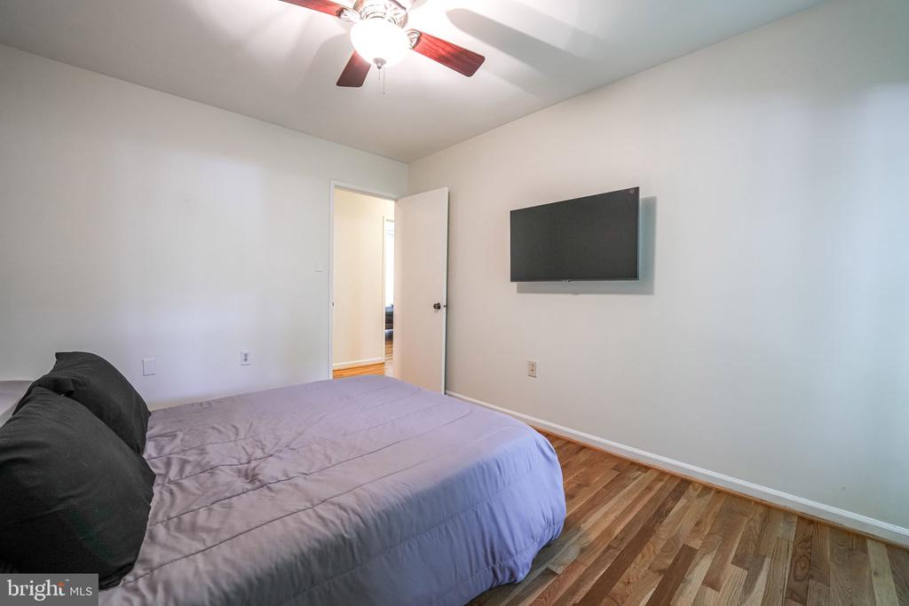 4908 SAUQUOIT LANE