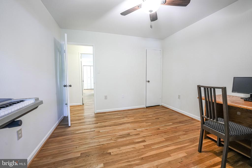 4908 SAUQUOIT LANE