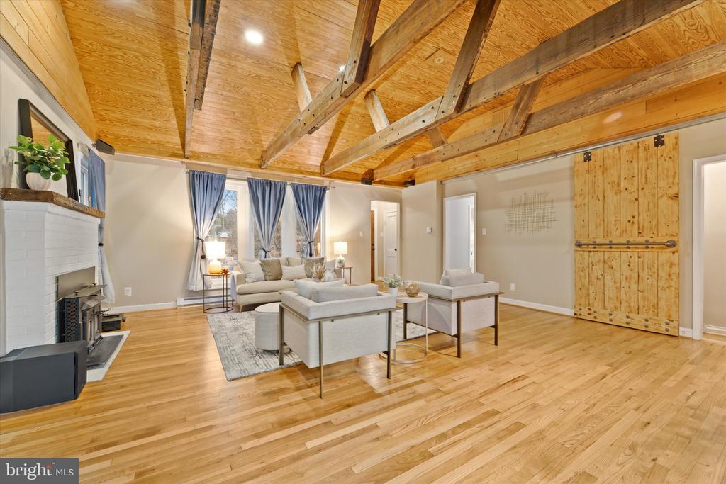 6609 WREN DRIVE