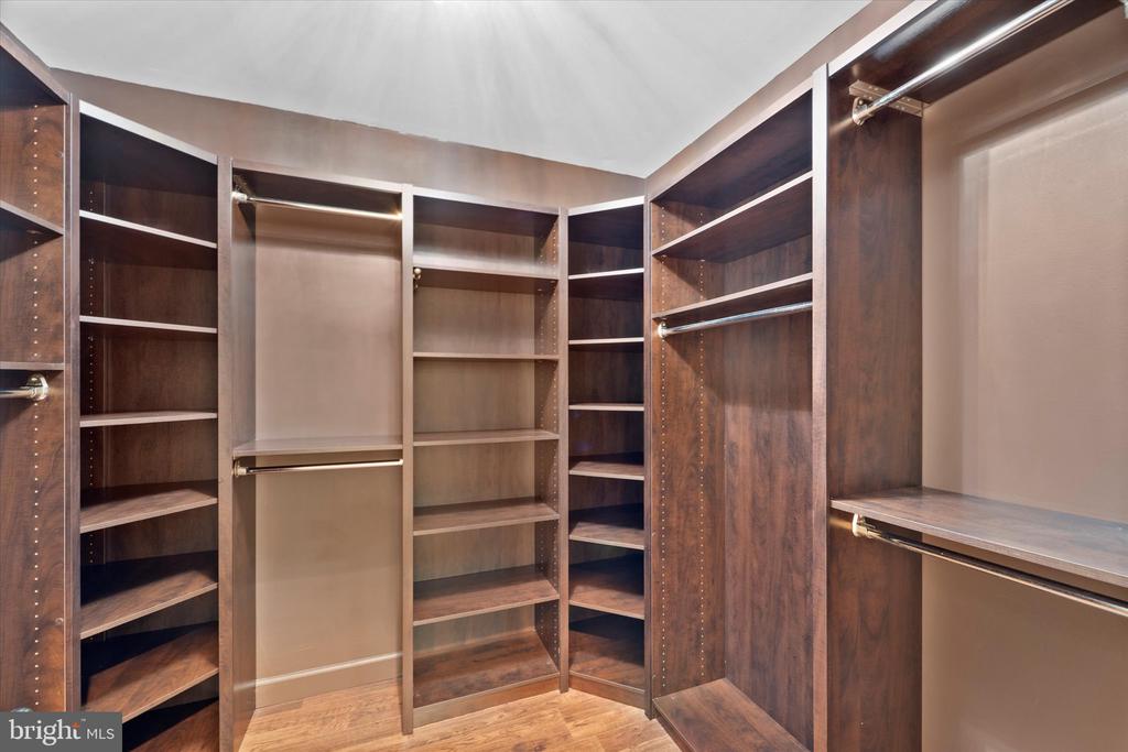 6609 WREN DRIVE
