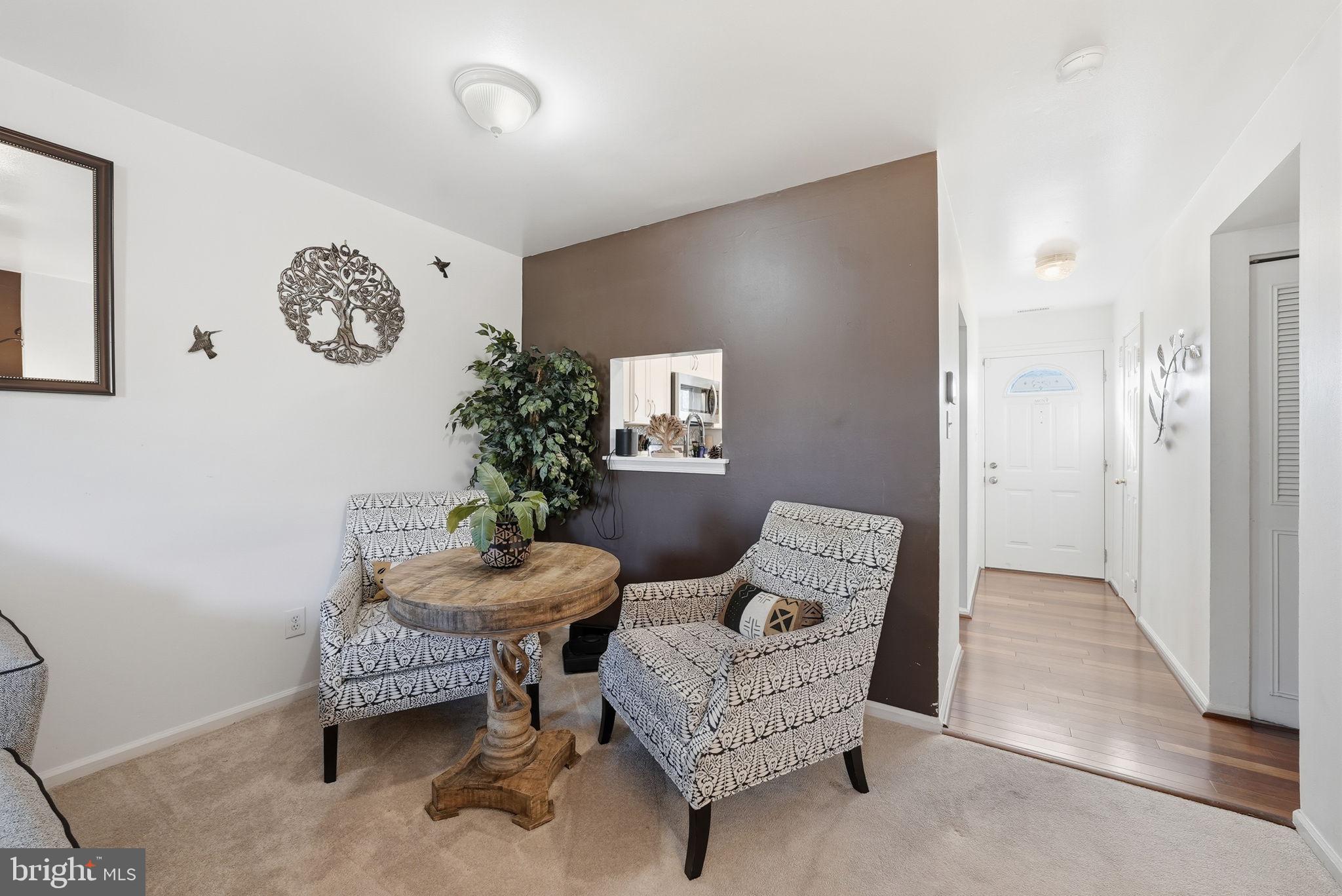 5513 WOODLAWN MANOR COURT