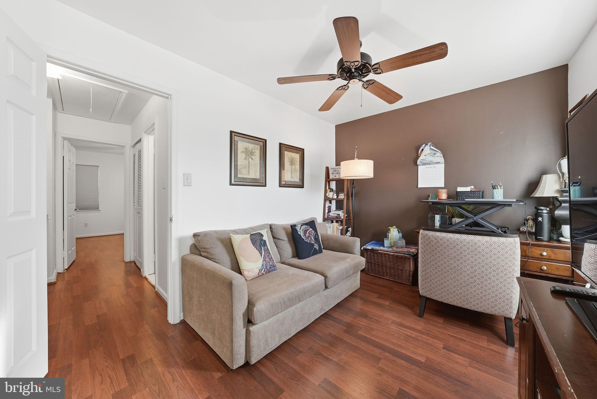 5513 WOODLAWN MANOR COURT