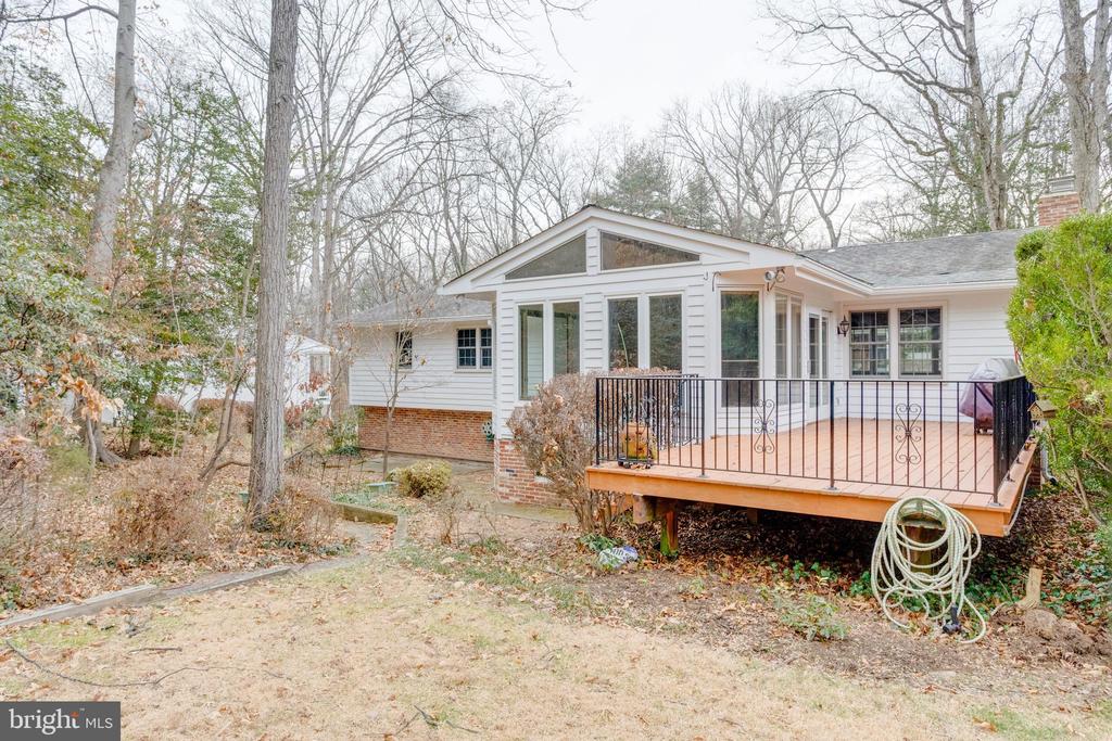 9018 HAMILTON DRIVE