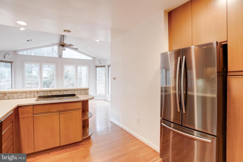 9018 HAMILTON DRIVE