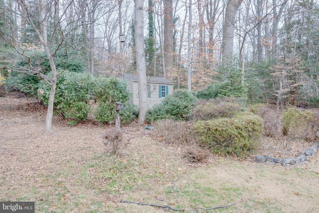 9018 HAMILTON DRIVE