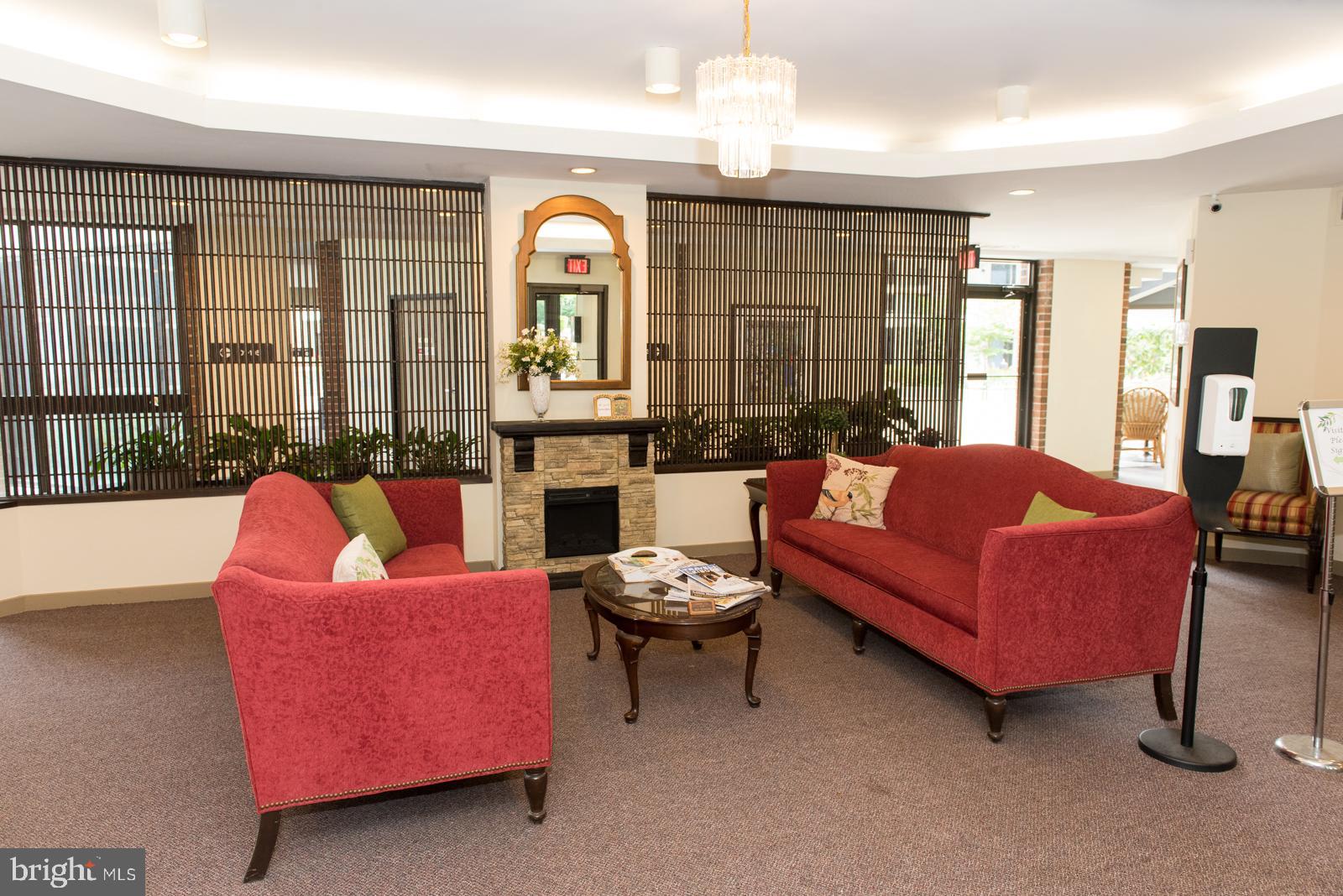 1951 SAGEWOOD LANE 305