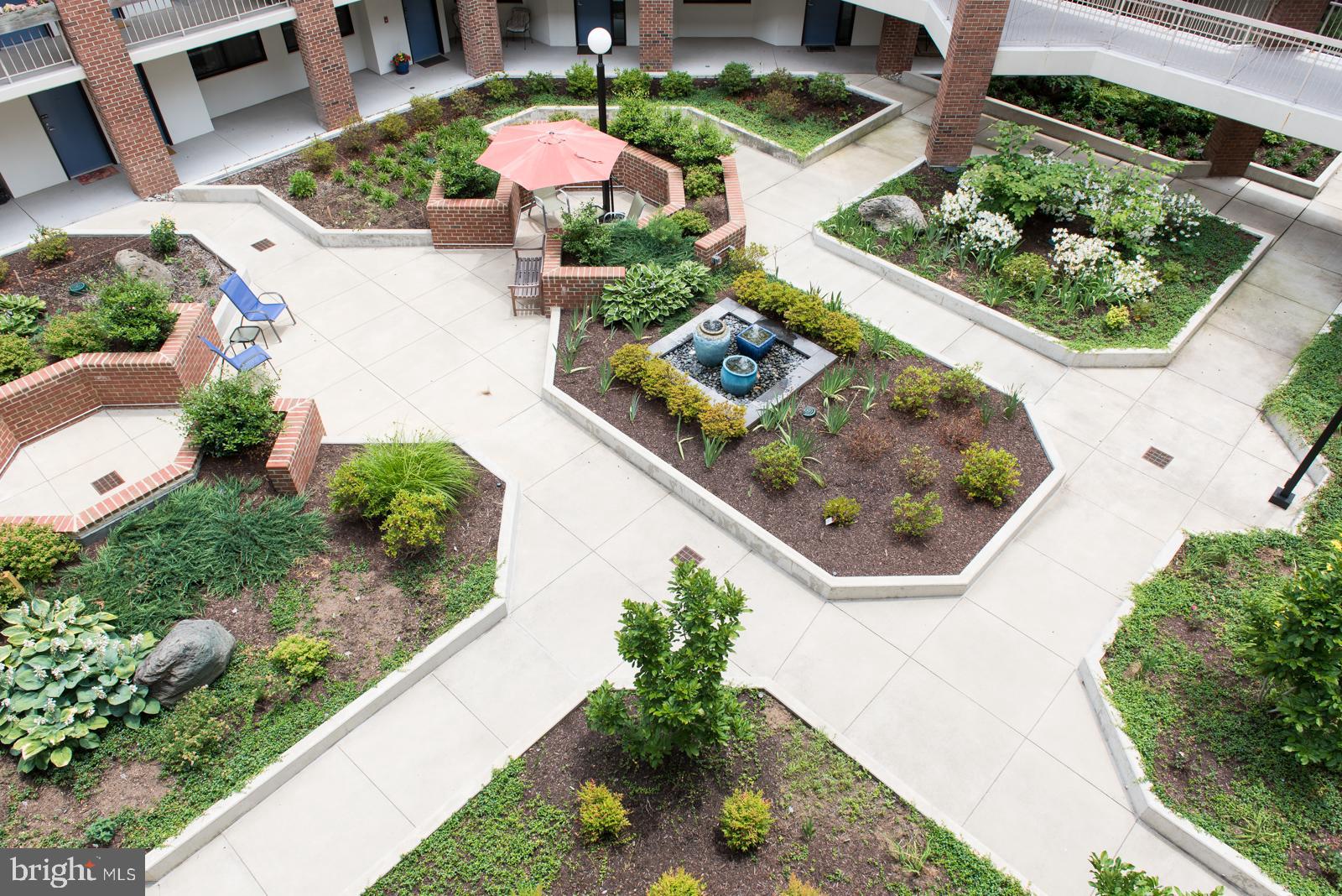 1951 SAGEWOOD LANE 305