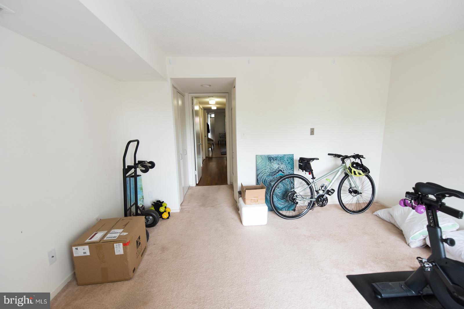 1951 SAGEWOOD LANE 305